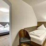 Relais Koenigsberg Hotel