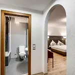 Hotel Relais Koenigsberg 2*
