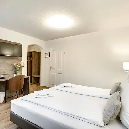 Relais Koenigsberg فندق