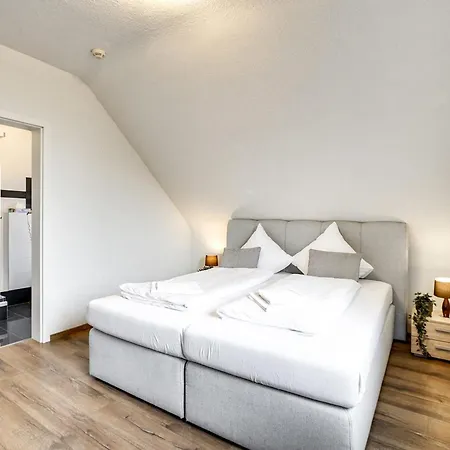 Relais Koenigsberg 2*