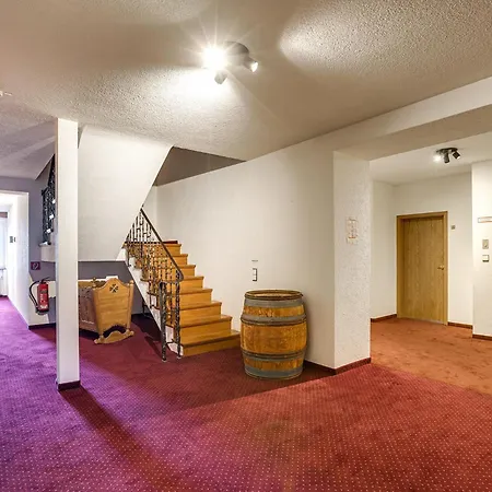Relais Koenigsberg 2*