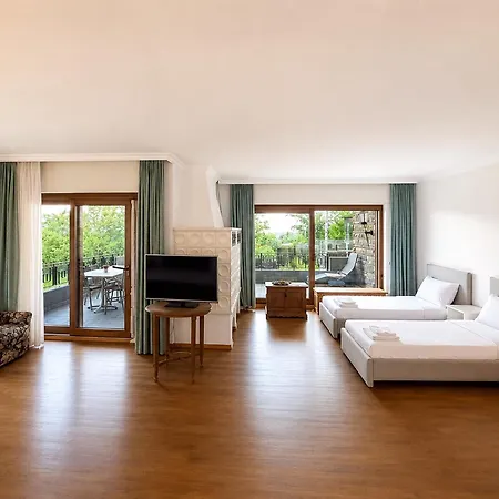 Relais Koenigsberg 2* آخن